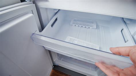 frigidaire refrigerator freezer leaking water|Frigidaire Refrigerator Water Leak Troubleshoot